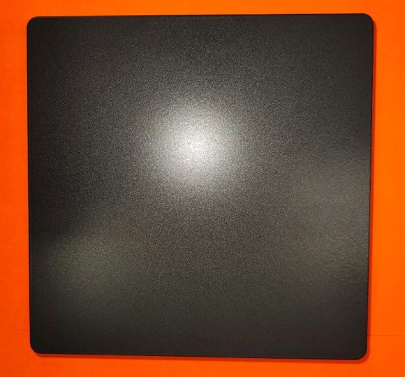 Решетка на магнитах серии РД-100 черная с декоративной панелью 140-140 мм