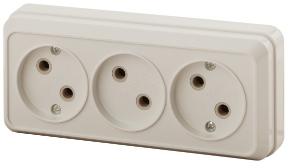 2-205-02 Intro Розетка 3х2P, 16А-250В, IP20, ОУ, Quadro, сл.кость (10/200/2400)
