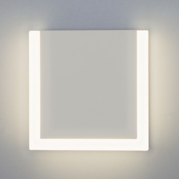Настенный светильник 40146/1 LED белый